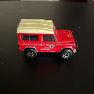 1987 Matchbox Land Rover Ninety